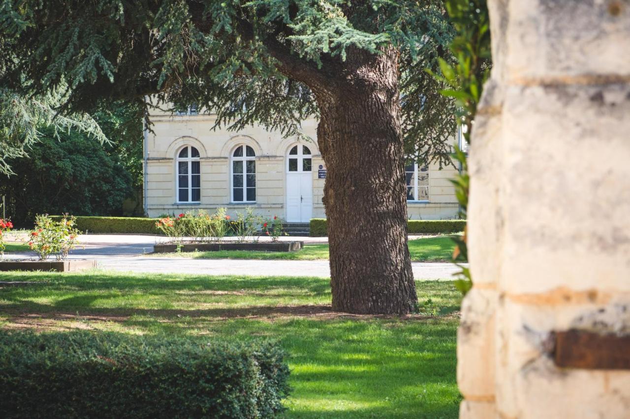 Готель Domaine De Roiffe Екстер'єр фото